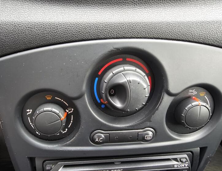 Renault Clio 15