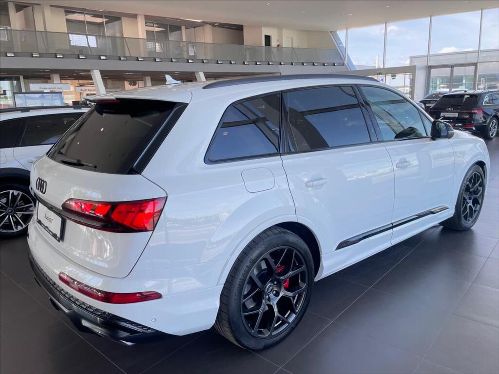 Audi Q7 7