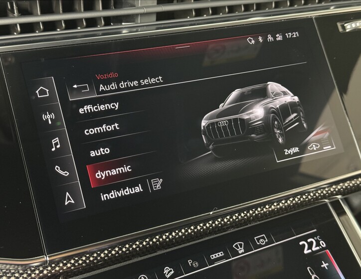 Audi Q8 33