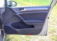 Volkswagen Golf 12