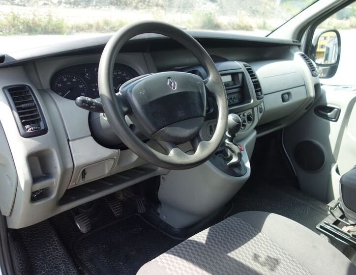 Opel Vivaro 22