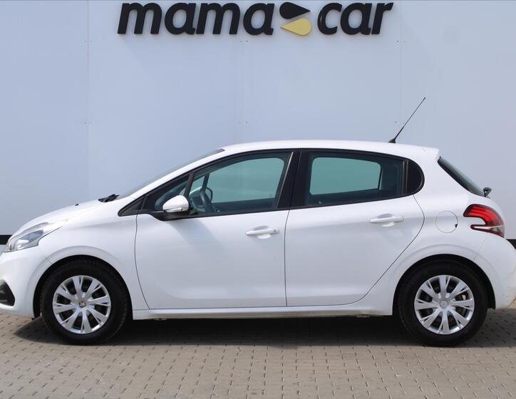 Peugeot 208 4