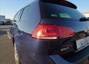 Volkswagen Golf 79