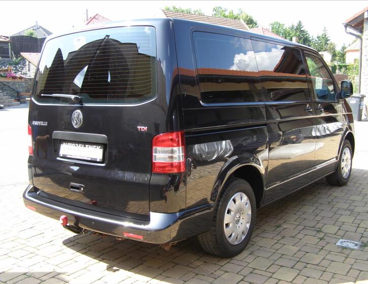 Volkswagen Caravelle 5