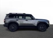 Toyota Land Cruiser 8