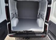 Renault Trafic 4