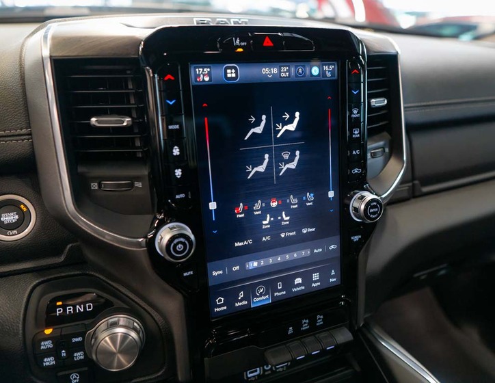 Dodge RAM 30