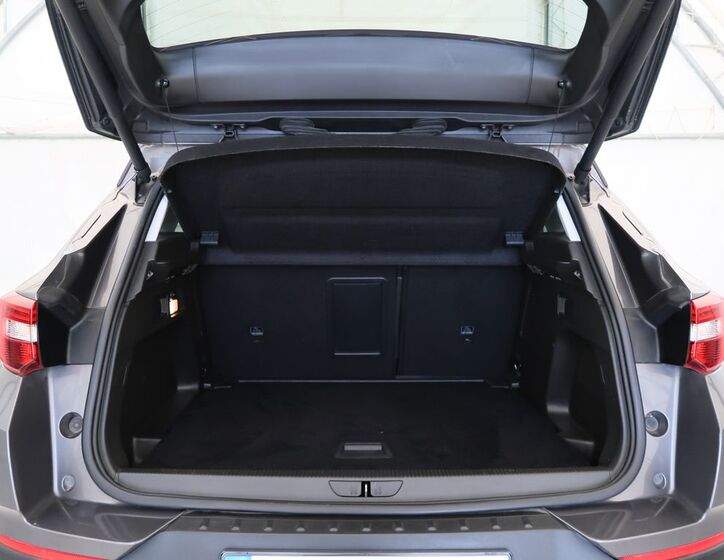 Opel Grandland X 11