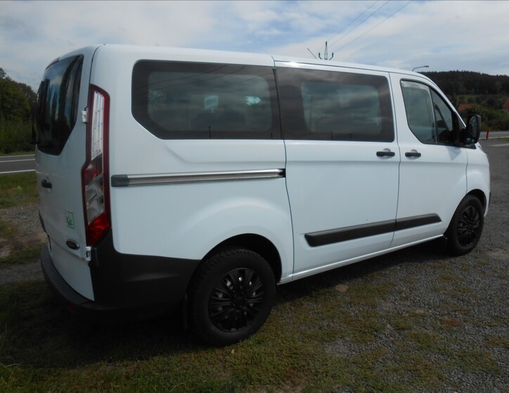 Ford Transit 10