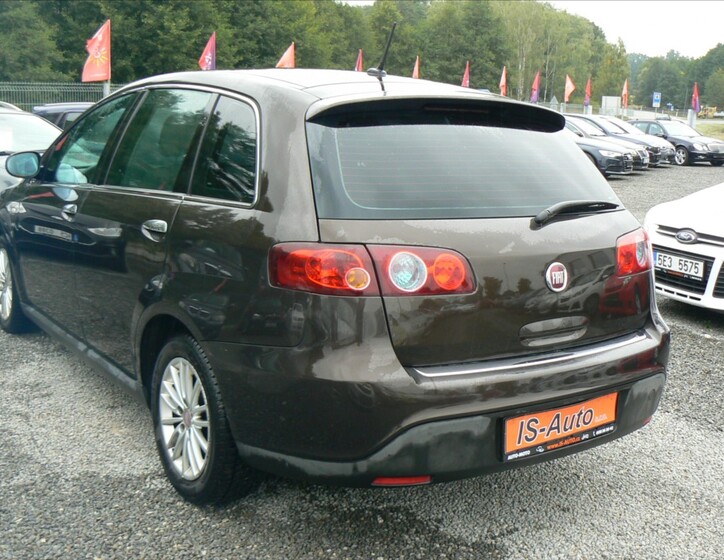 Fiat Croma 5