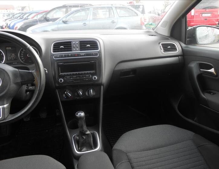 Volkswagen Polo 14