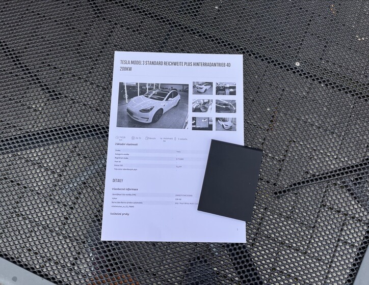 Tesla Model 3 45