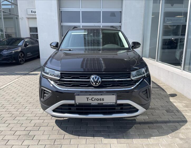 Volkswagen T-Cross 2