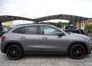 Mercedes-Benz GLA 7