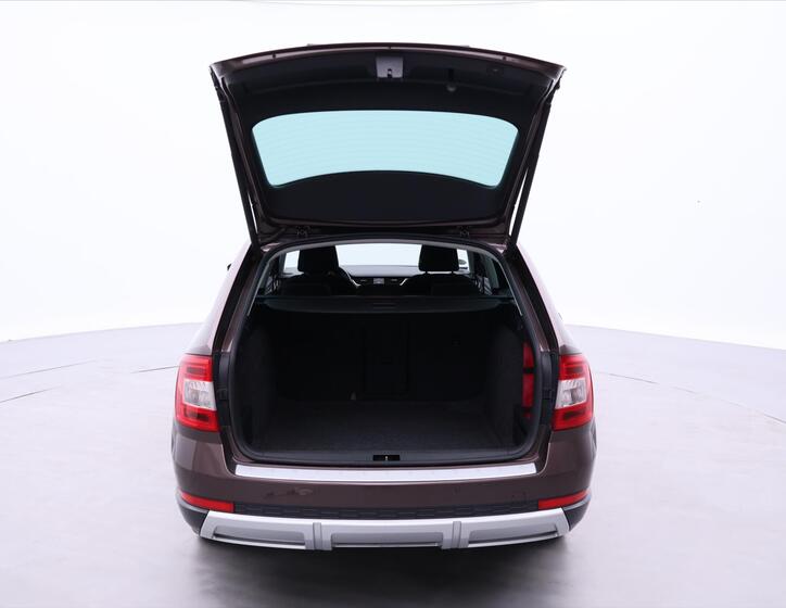 Škoda Octavia 9