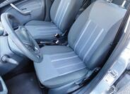 Ford Fiesta 13