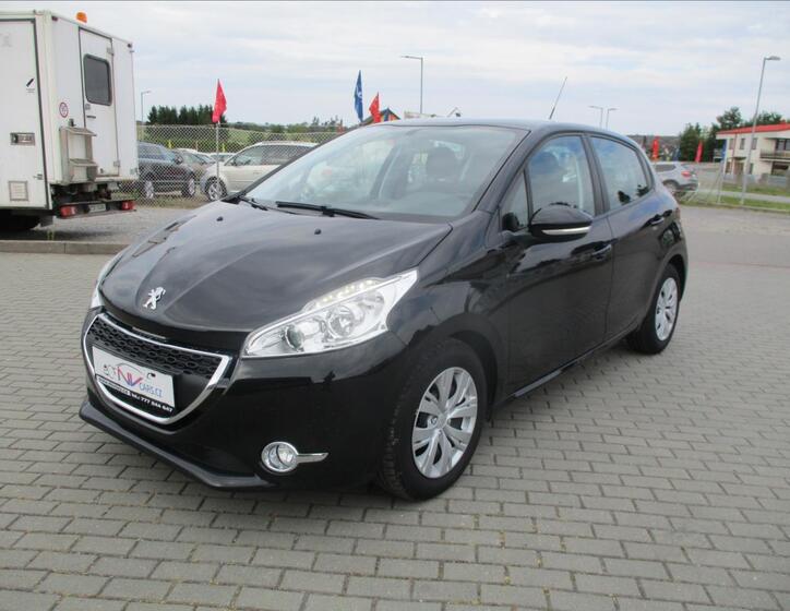 Peugeot 208 1