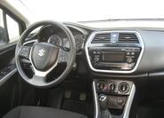Suzuki S-Cross 23
