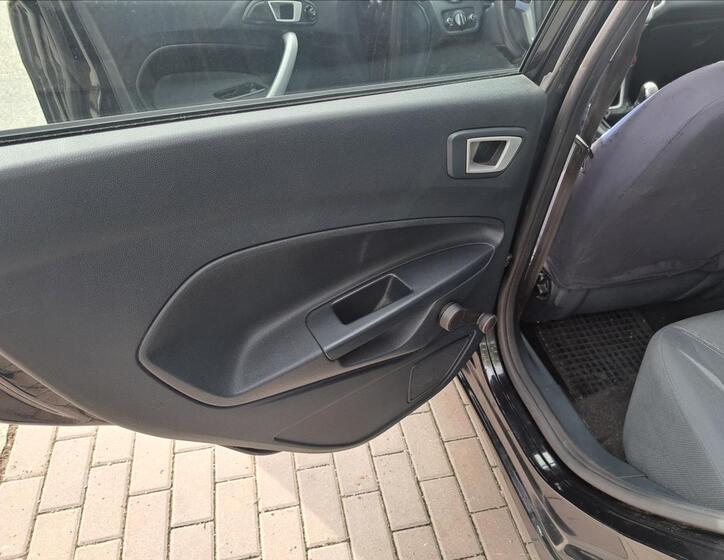 Ford Fiesta 29
