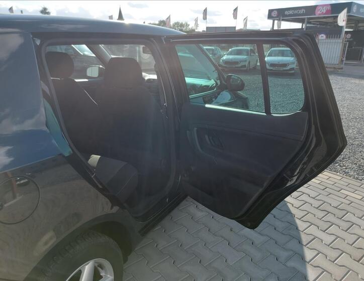 Škoda Fabia 15