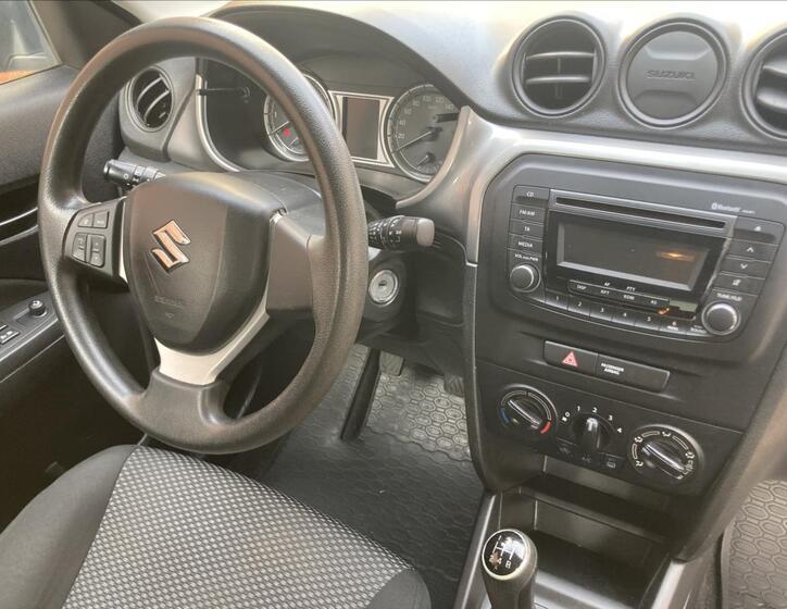 Suzuki Vitara 12
