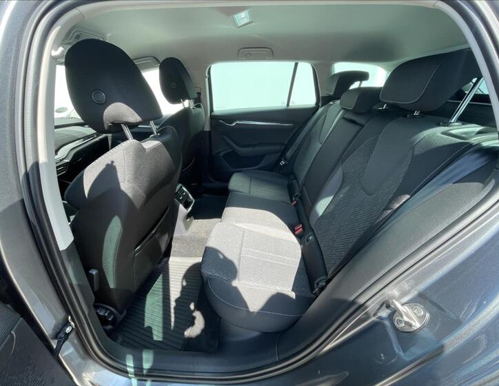 Škoda Octavia 16