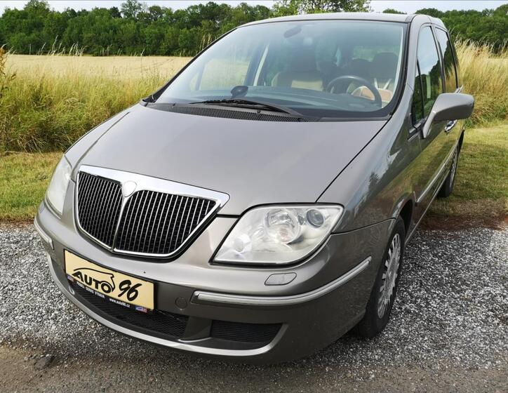 Lancia Phedra 1