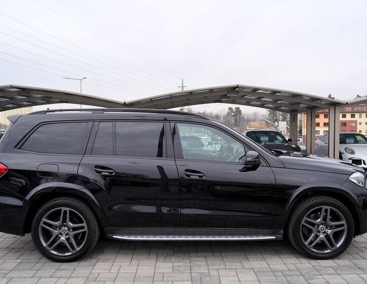 Mercedes-Benz GLS 7
