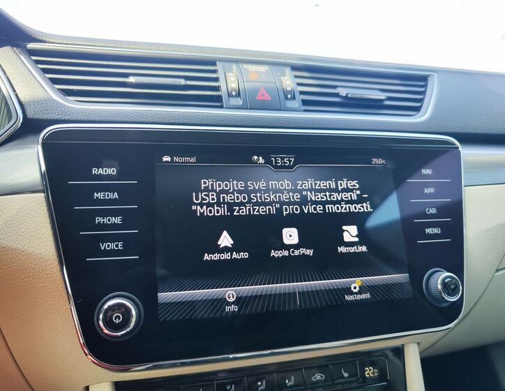 Škoda Superb 18