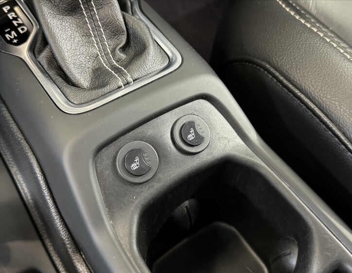 Jeep Wrangler 13