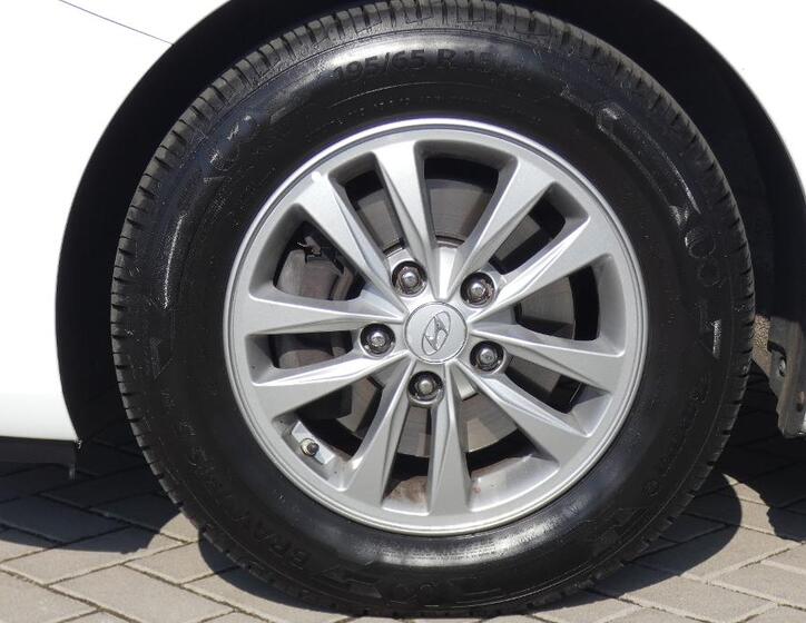 Hyundai i30 22