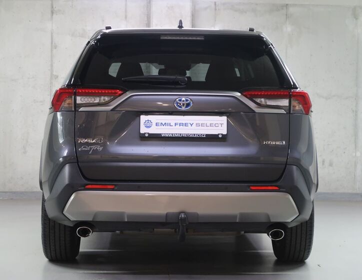 Toyota RAV4 6