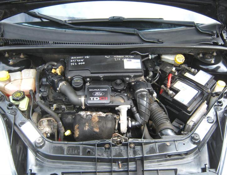 Ford Fiesta 16