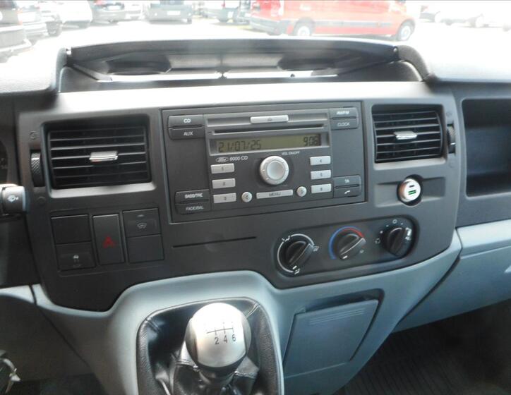 Ford Transit 14