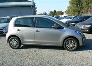 Volkswagen up! 8