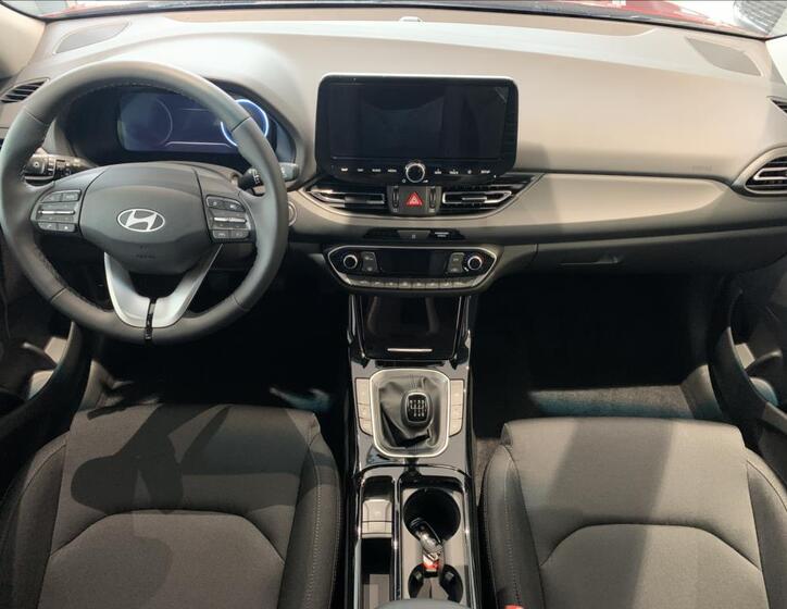 Hyundai i30 18