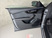 Audi Q8 23