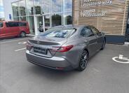 Toyota Camry 2