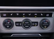 Volkswagen Passat 24