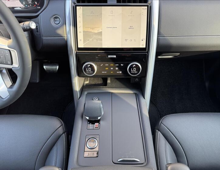 Land Rover Discovery 18