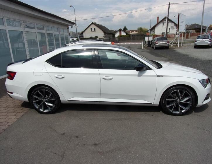 Škoda Superb 3