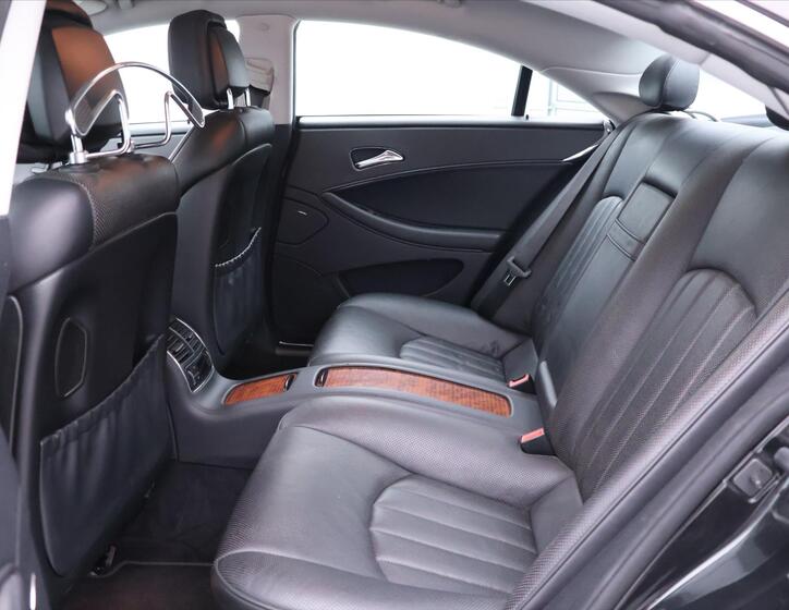 Mercedes-Benz CLS 15