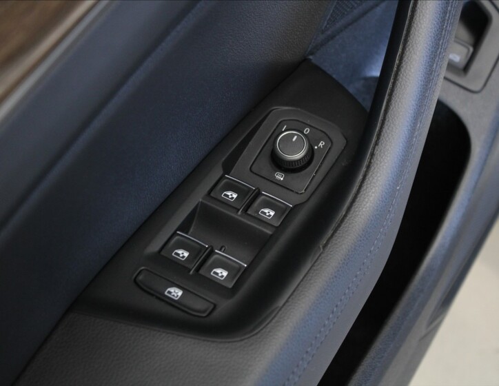 Volkswagen Passat 19