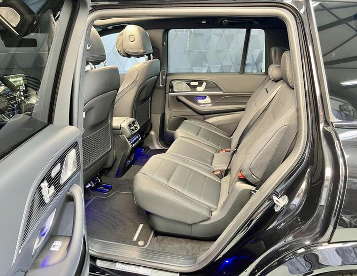 Mercedes-Benz GLS 11