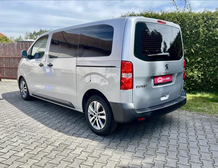 Peugeot Traveller 3