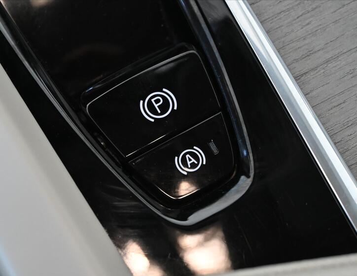 Volvo V60 25