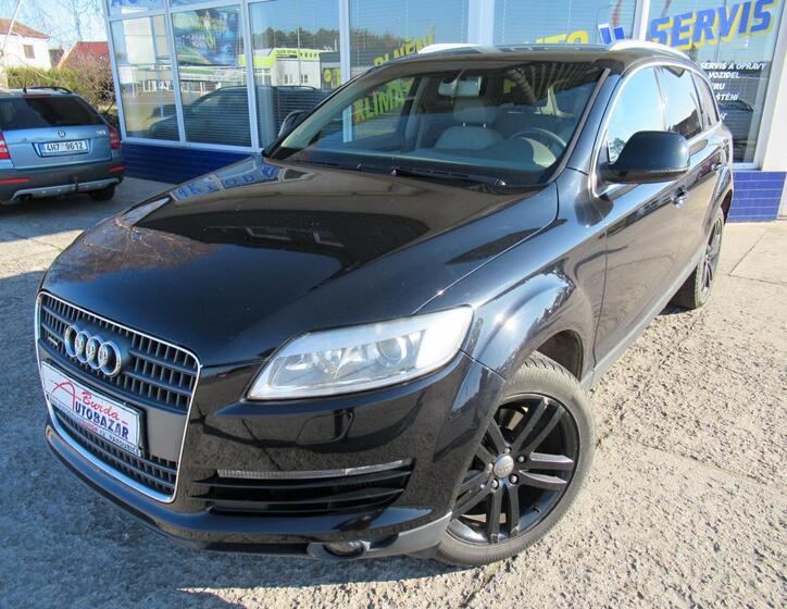 Audi Q7 2