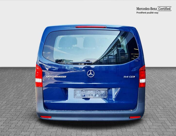 Mercedes-Benz Vito 4