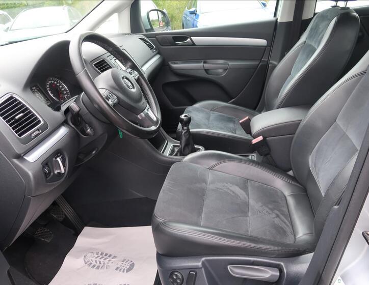 Volkswagen Sharan 12