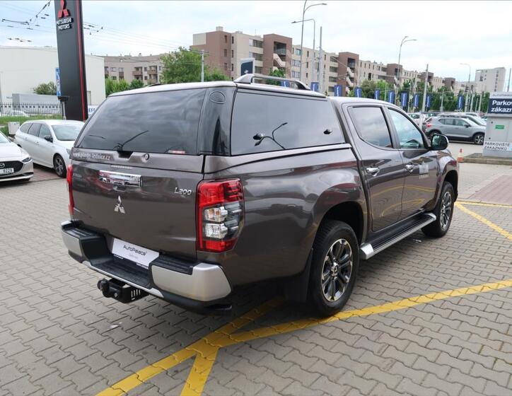 Mitsubishi L200 4